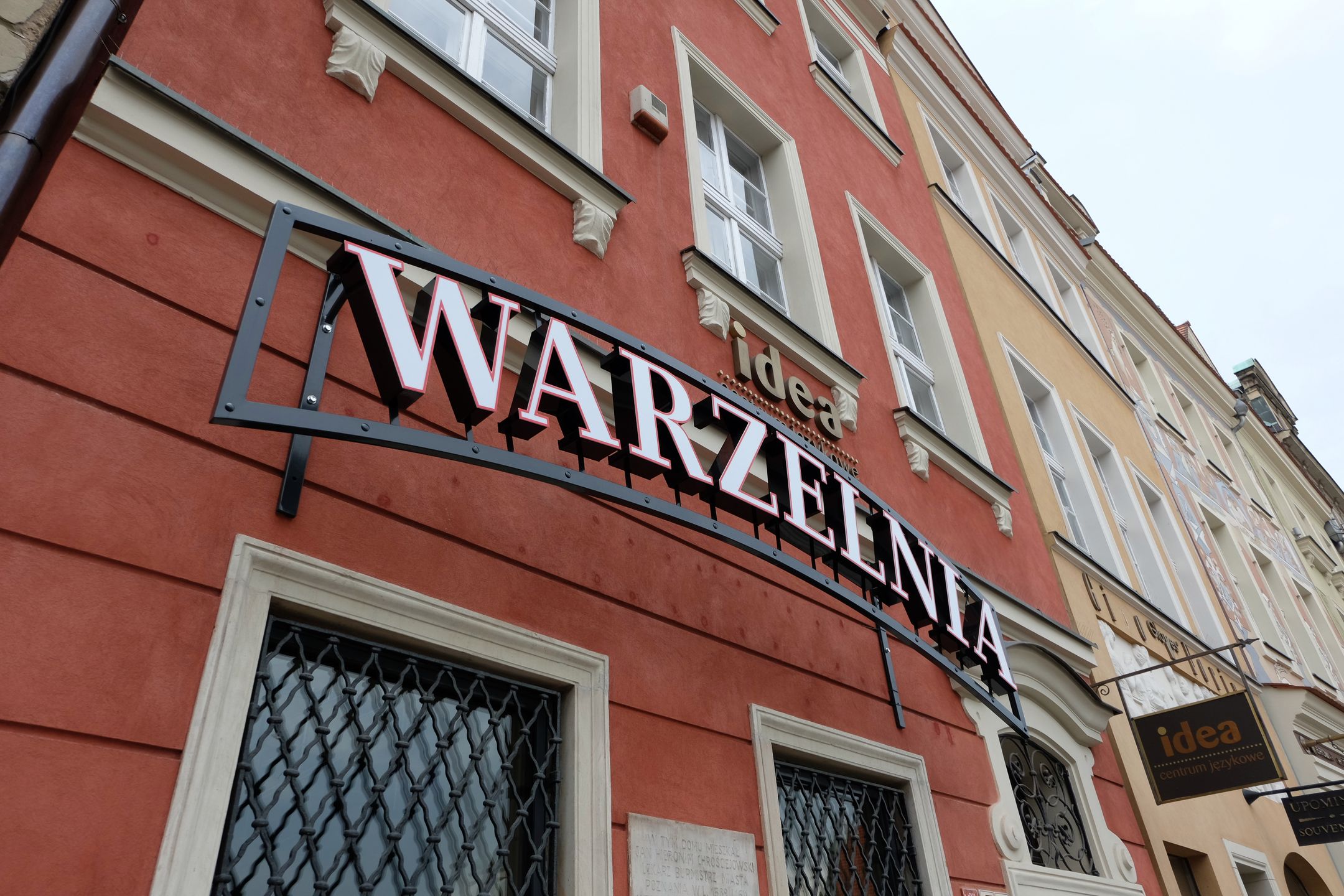 Nowy bezlusterkowiec do 2000 zł - na które aparaty warto zwrócić uwagę? 106