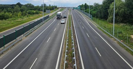 Ekspresówka jest jak nowa. Po prawie 20 latach wymienili nawierzchnię