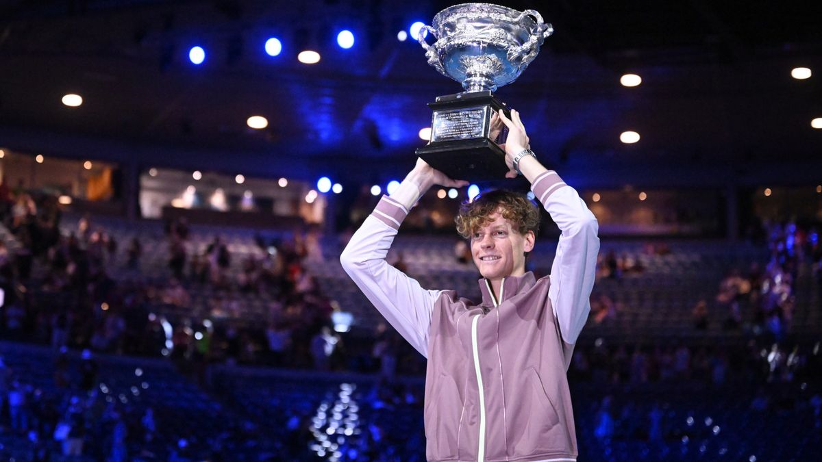 PAP/EPA / Joel Carrett / Na zdjęciu: Jannik Sinner, mistrz Australian Open 2024