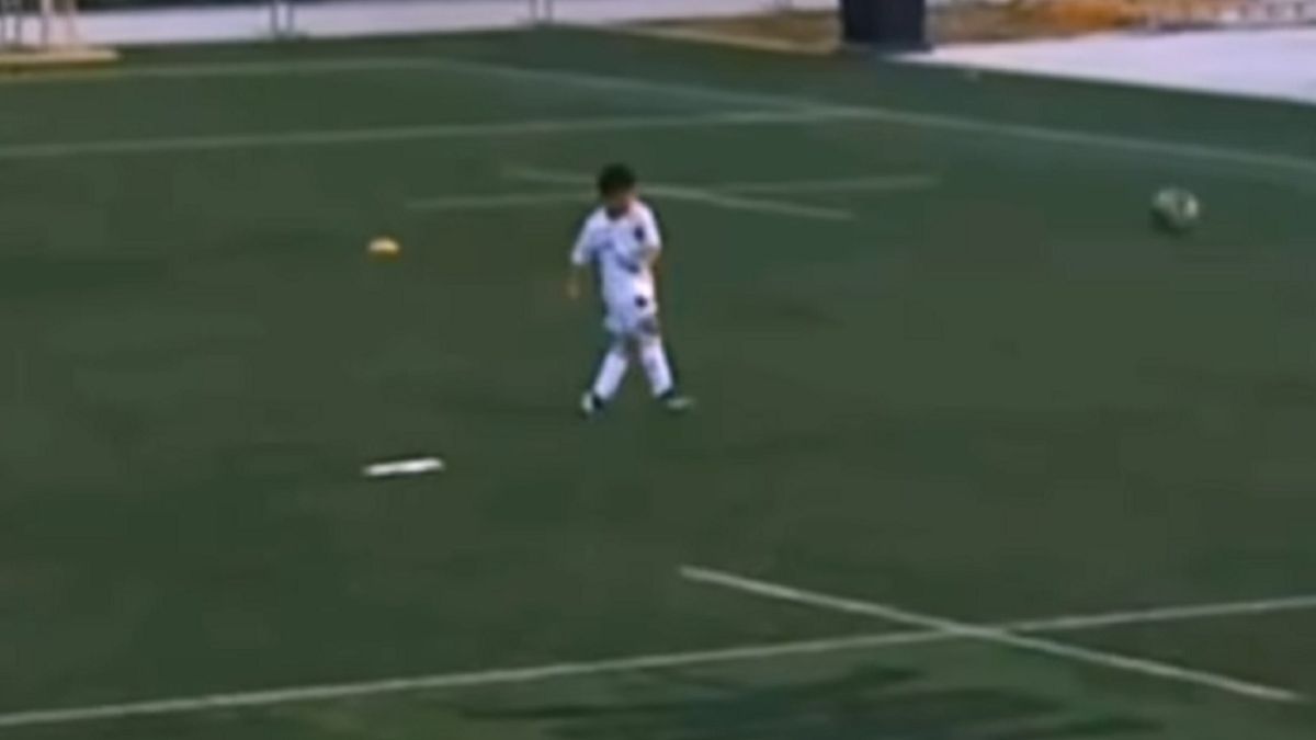 Instagram / 433 / Na zdjęciu: strzał Matteo Messiego