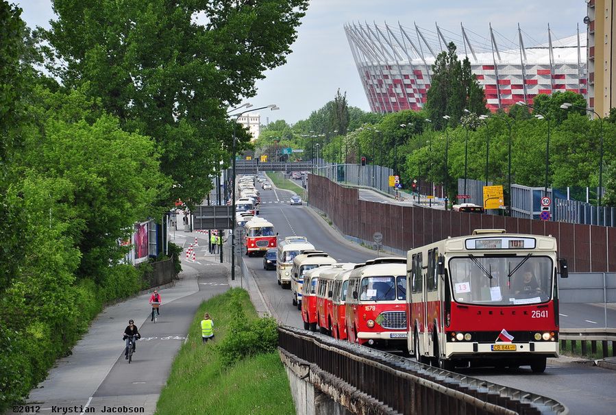 Międzynarodowy Zlot Autobusów Zabytkowych (fot. Krystian Jacobson)