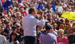 Tusk wyczuł słabość PiS-u. Po marszu jest kolejny krok. "Konkretna rozpiska"