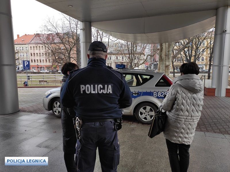 OtwieraMY. Kolejne kontrole policji w Legnicy. Już ponad 200 naruszeń przepisów