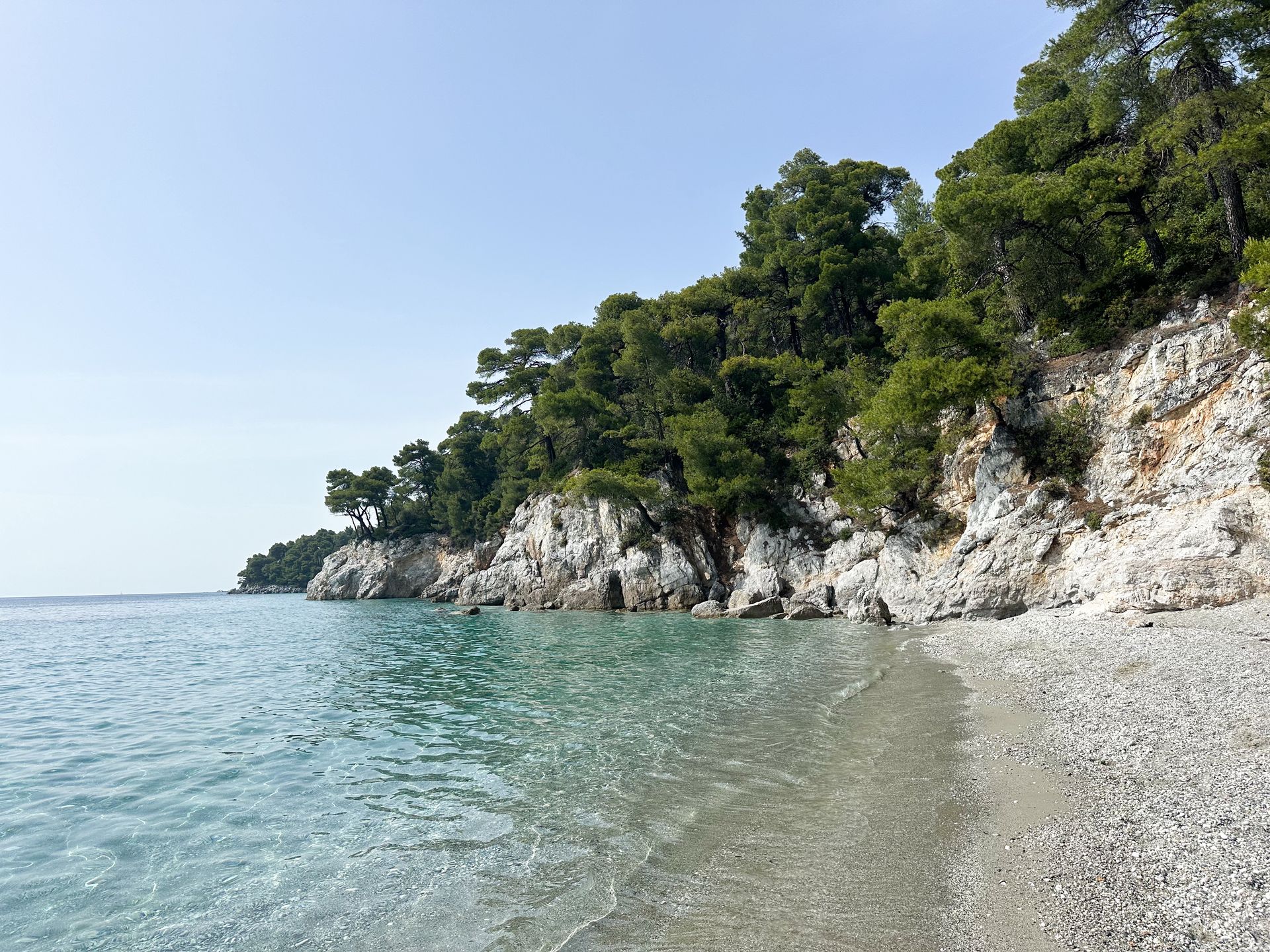 Warto też wybrać się na którąś z mniej popularnych plaż