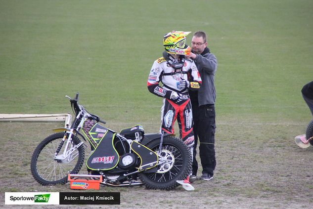 Norbert Krakowiak we wtorek trenował na torze w Ostrowie.