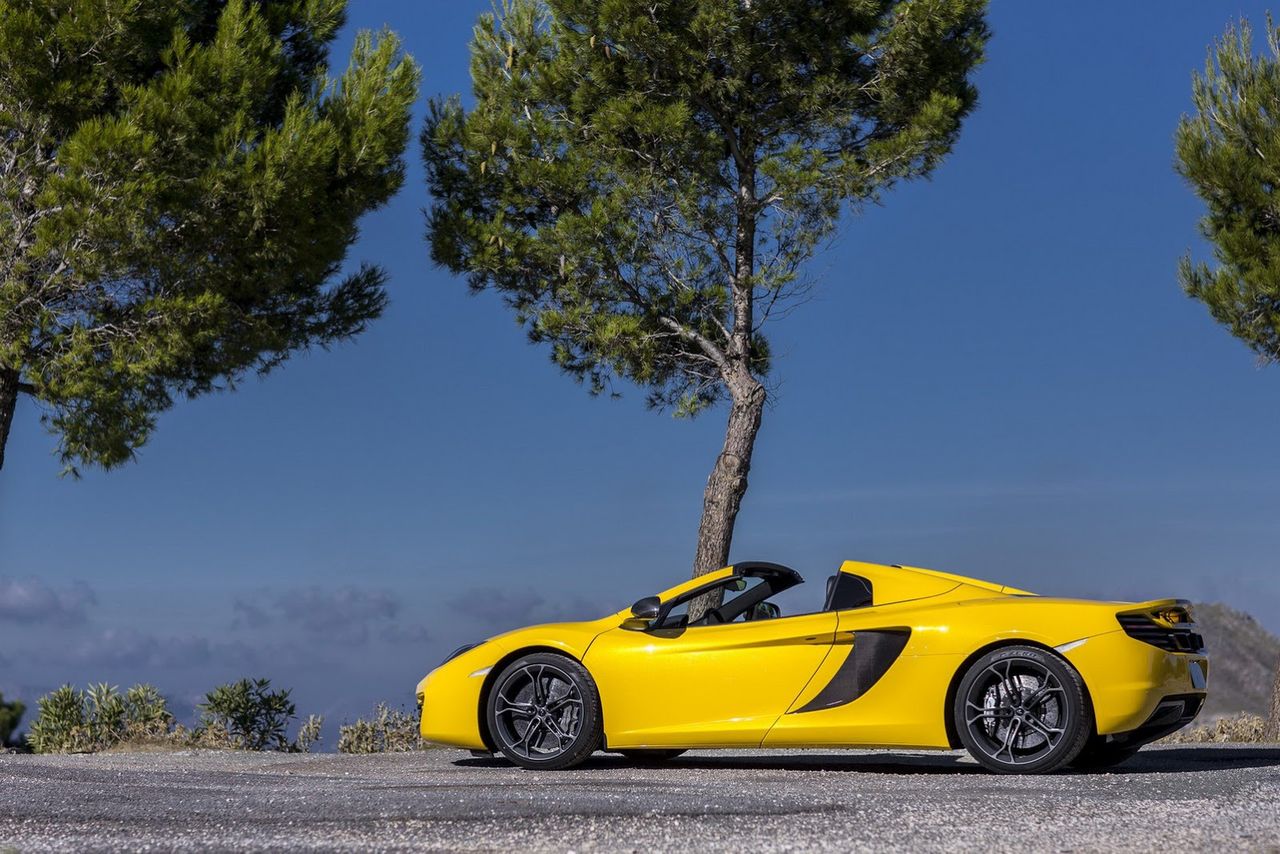 McLaren MP4-12C Spider (37)