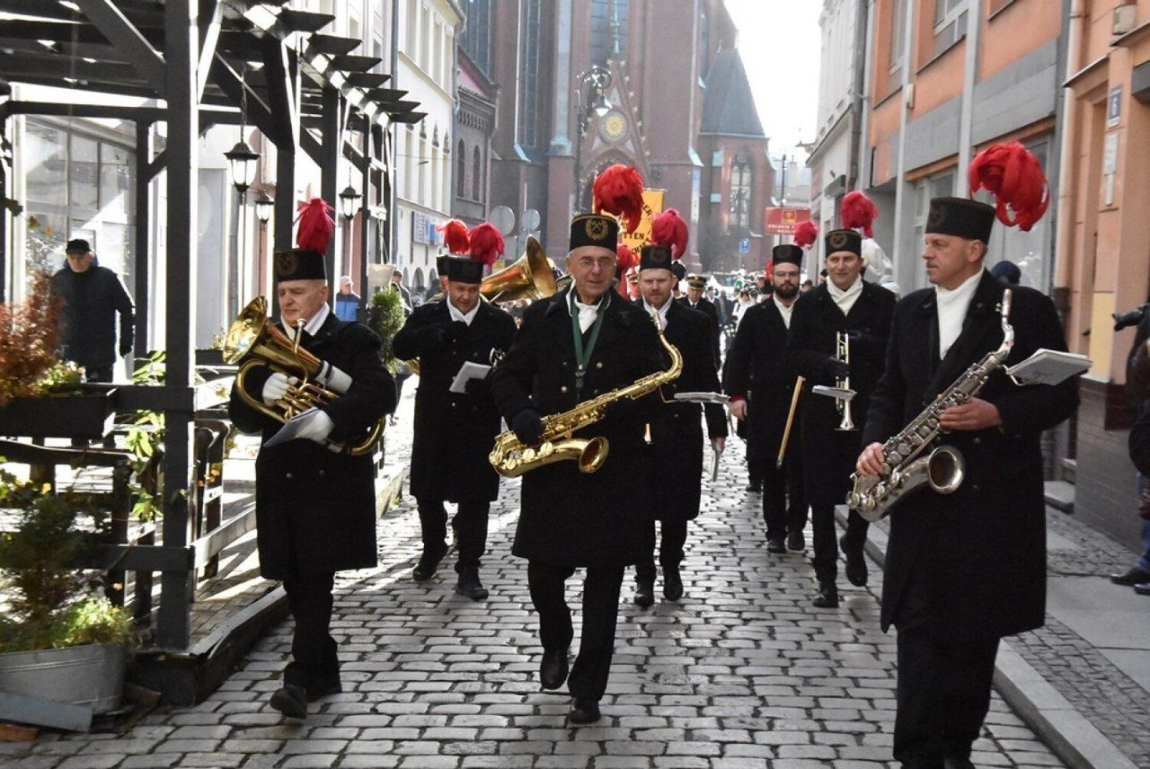 W Wałbrzychu obchody Barbórki to trwający kilka dni Festiwal Tradycji Górniczych