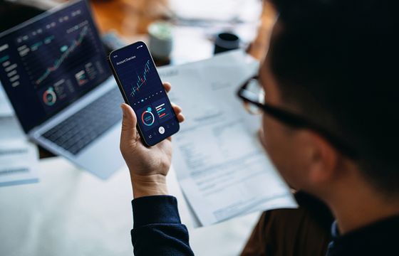 Badanie Google: Polacy przekonują się do sztucznej inteligencji