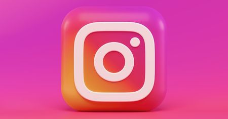 Jak udostępnić czyjś post na Instagramie?