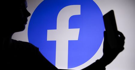 Facebook stanie się lepszym miejscem. Meta idzie na wojnę ze spamem