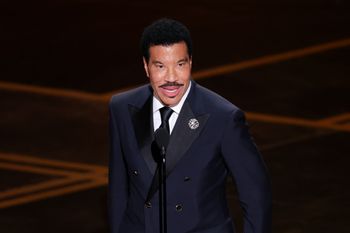 Lionel Richie przerwał koncert. Po zejściu ze sceny trafił do szpitala