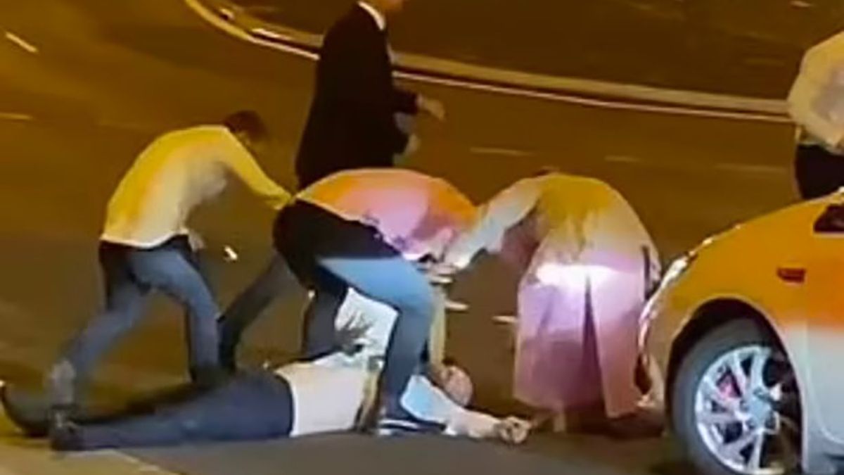 Australijscy weselnicy pobili się na skrzyżowaniu