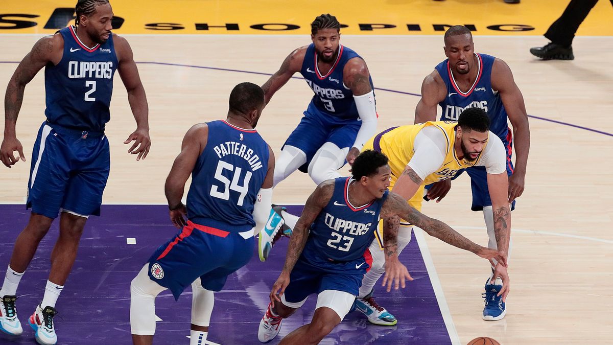 Zdjęcie okładkowe artykułu: PAP/EPA / ROBERT GAUTHIER / Rywalizacja Los Angeles Clippers z Los Angeles Lakers