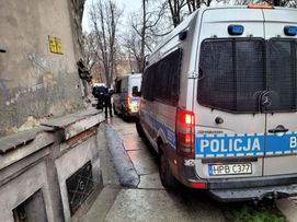 Legnica. Protesty i policja podczas spotkania z prezesem PiS