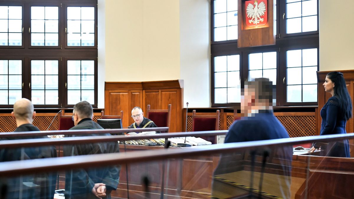 Zdjęcie okładkowe artykułu: PAP / Sebastian Borowski / Sędzia Mariusz Wiązek na sali rozpraw we Wrocławiu