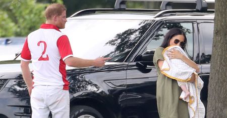 Harry i Megan odwiedzili Oprah Winfrey. Czy rodzina królewska powinna się bać?