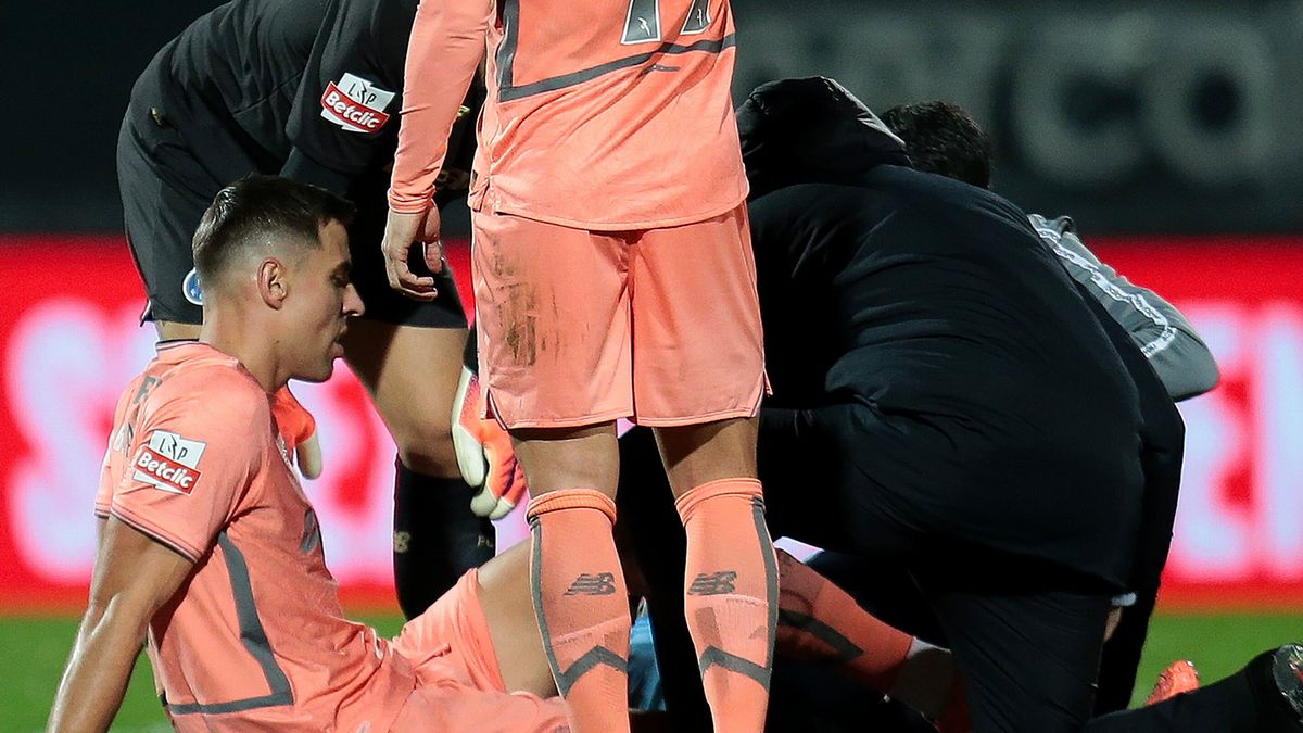 PAP/EPA / MANUEL FERNANDO ARAUJO / Na zdjęciu: Jan Bednarek