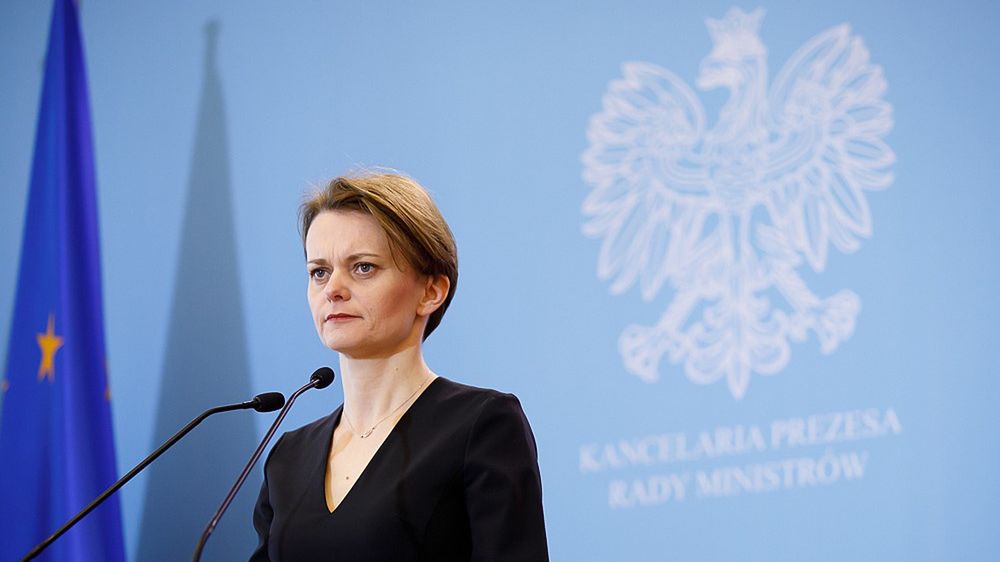 Bon 500+? Wicepremier Emilewicz precyzuje wypowiedź dla money.pl