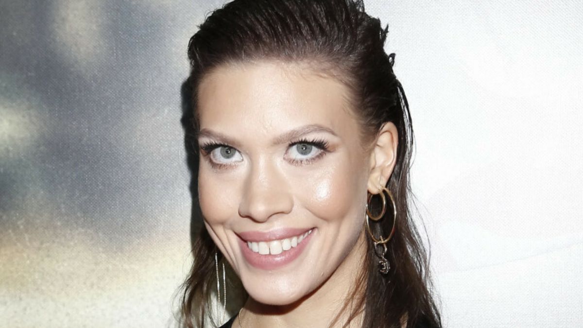 Aleksandra Linda zadaje szyku w Paryżu 