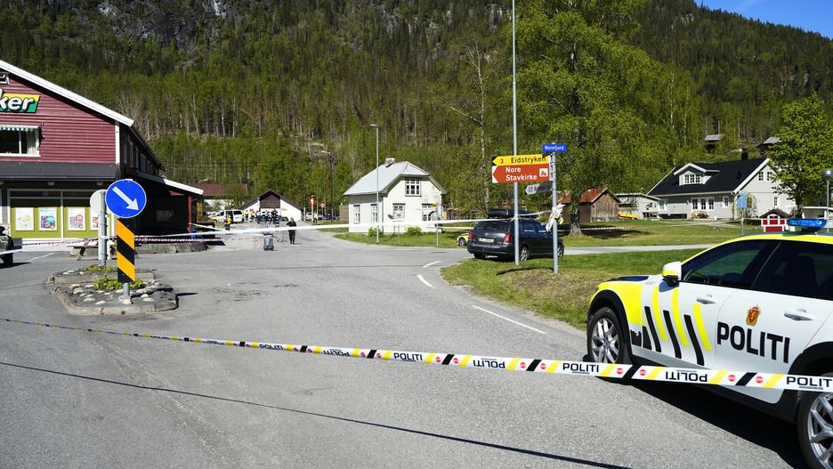 TemporaryA police car on the scene of a multiple stabbing in Nore, Norway, Friday, May 20, 2022. Norwegian police say a person with a knife has wounded at least three people ??" one of them critically ??" in a random attack in a town near Oslo. They say the perpetrator has been arrested.(Lise ??serud/NTB Scanpix via AP)NTB