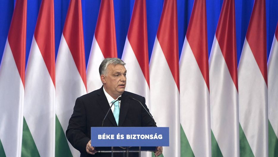 Orban doradza Zachodowi. "Stoicie po stronie wojny"