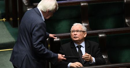 "Zatrzymaj aborcję" w Sejmie. Kontrowersyjne prawo na politycznej agendzie w czasie pandemii