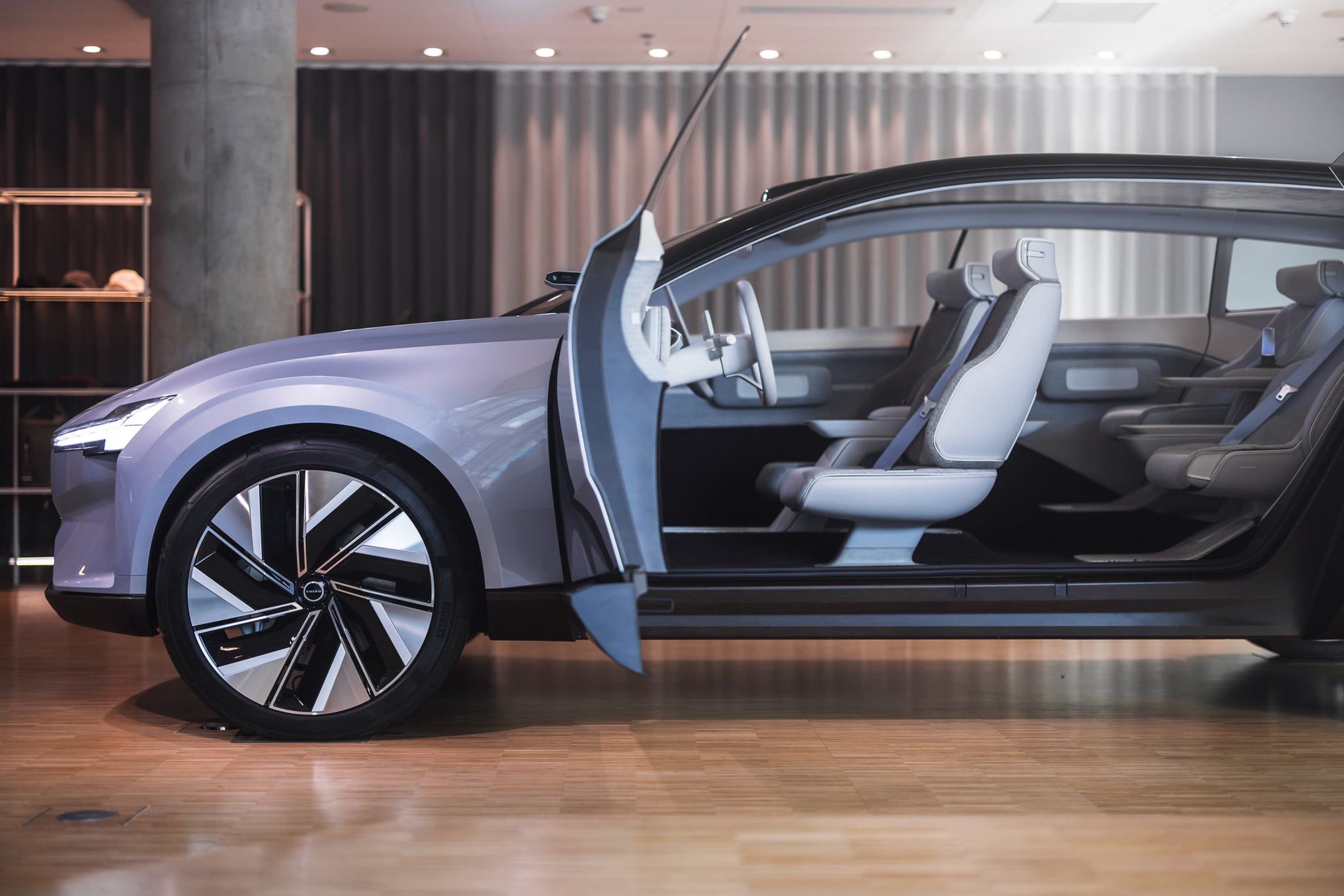 Volvo Recharge Concept