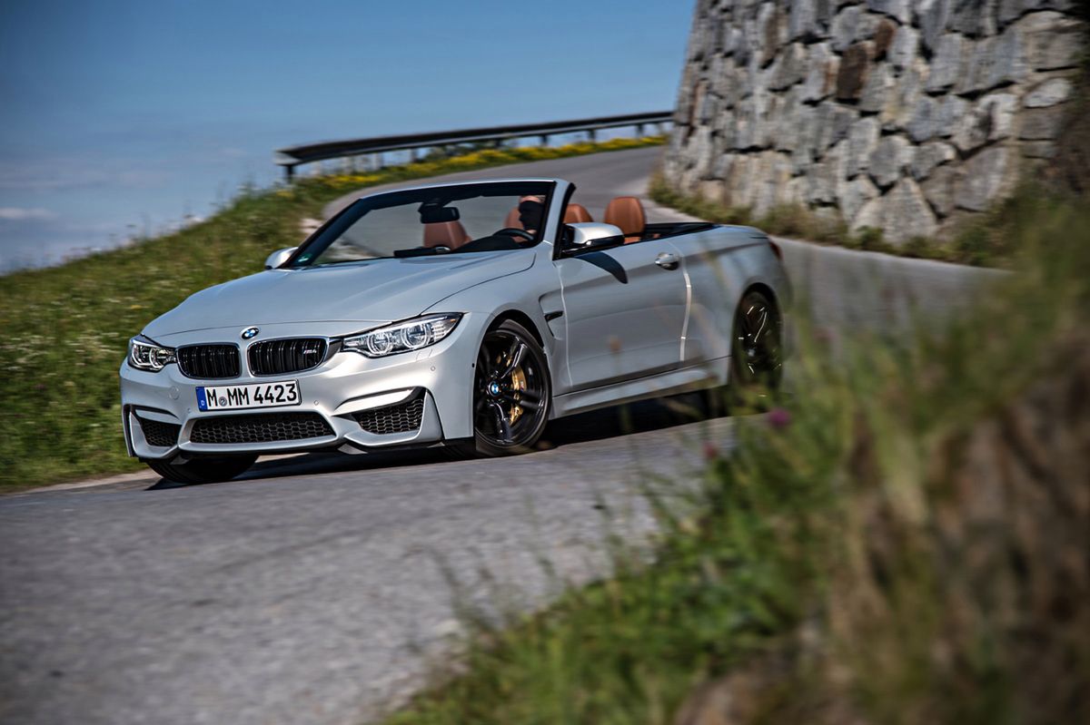 Ogromna galeria zdjęć z kabrioletem BMW M4 154