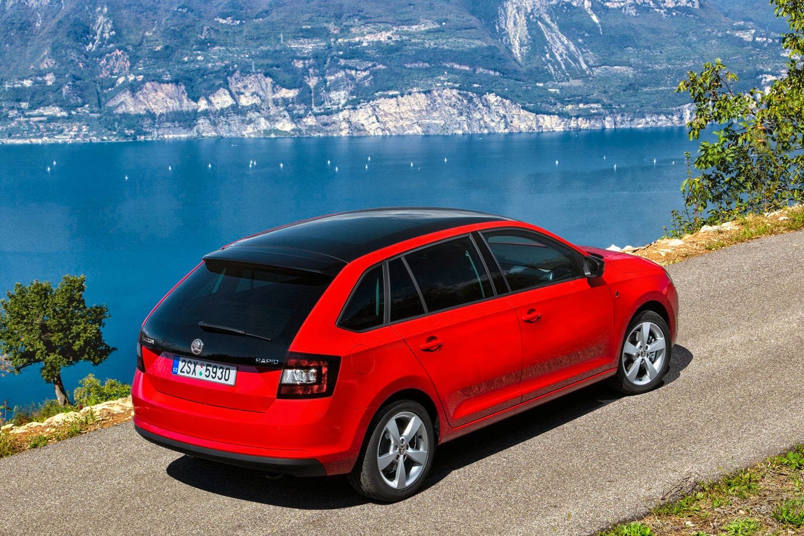 Škoda Rapid Spaceback - obszerna galeria od producenta 13