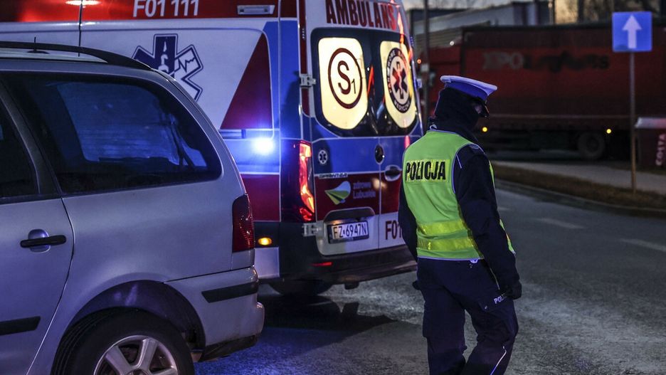 Tragedia pod Pabianicami. Wbiegł na skrzyżowanie