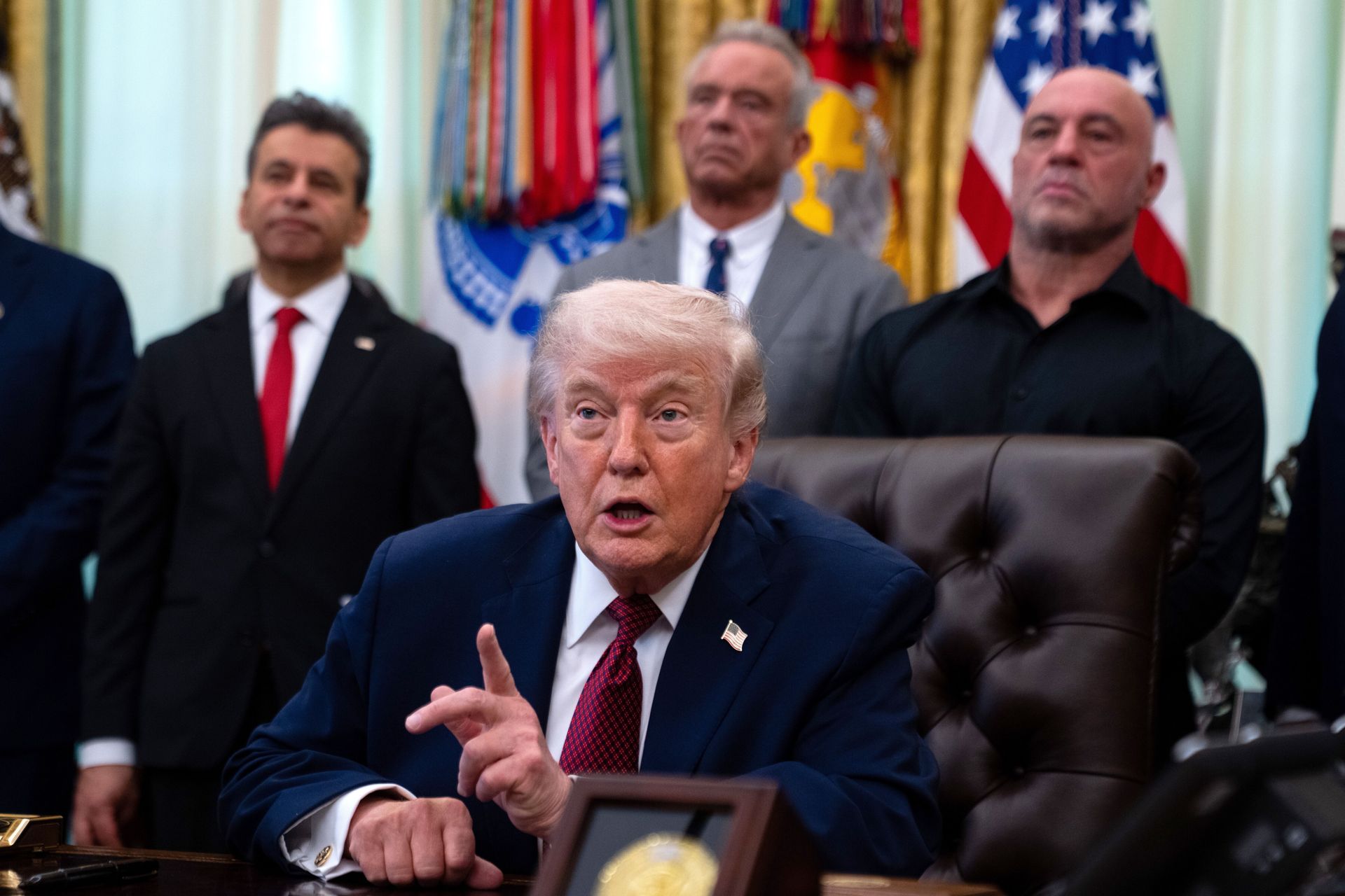 Donald Trump zapowiada negocjacje z Iranem i ostrzega przed konsekwencjami