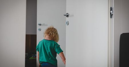 Sądy nie lubią odbierać dzieci rodzicom. Nawet kiedy dzieje się źle