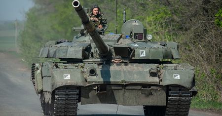 Ukraiński czołgista chwali rosyjski pojazd. To T-80BWM