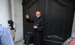 Ksiądz zakpił z Tiny Turner. Szokujące słowa z ambony