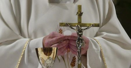 Księża apelują do Polaków. Te reklamy nie podobają się Kościołowi