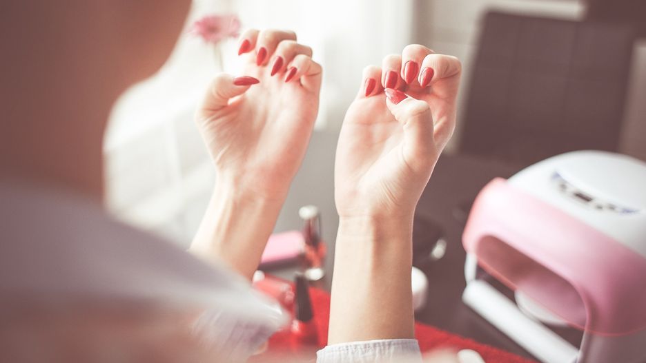 Producenci i importerzy sprzętu do manicure ignorują zasady dotyczące prawidłowych oznaczeń