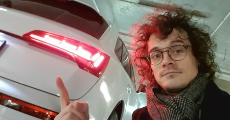 Audi Q5 ze światłami OLED. Przydadzą się na "siedzących na zderzaku"