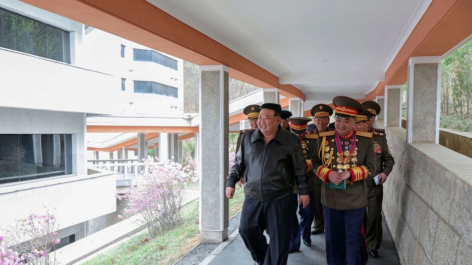 Przywódca Korei Północnej Kim Dzong Un przeprowadził inspekcję na Uniwersytecie Wojskowo-Politycznym w Pjongjangu