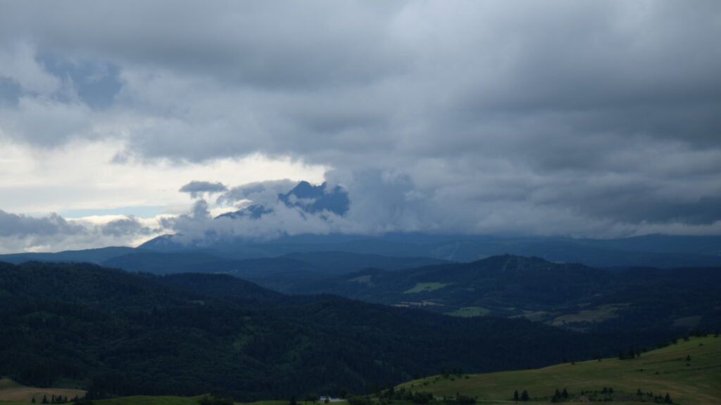 Lipnik w Słowacji - Przełęcz pod Tokarnią