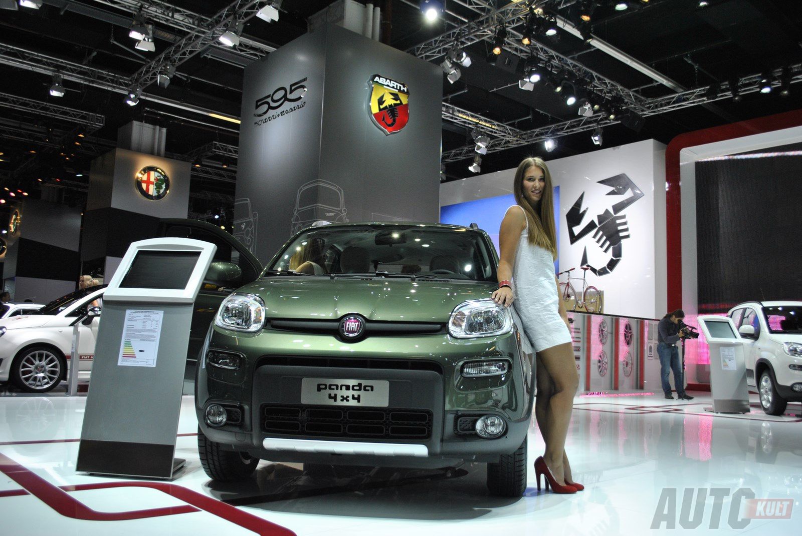Hostessy Frankfurt Motor Show 2013 [galeria] 4