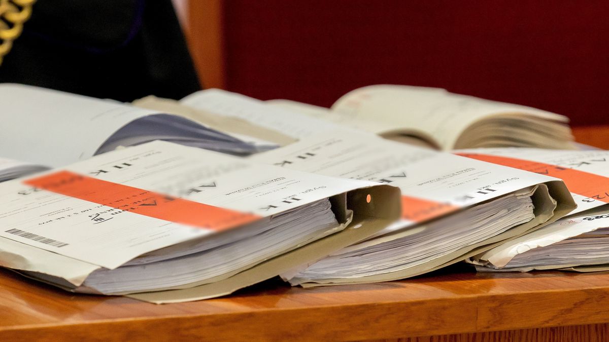 akta sprawy/ zdjęcie ilustracyjne
