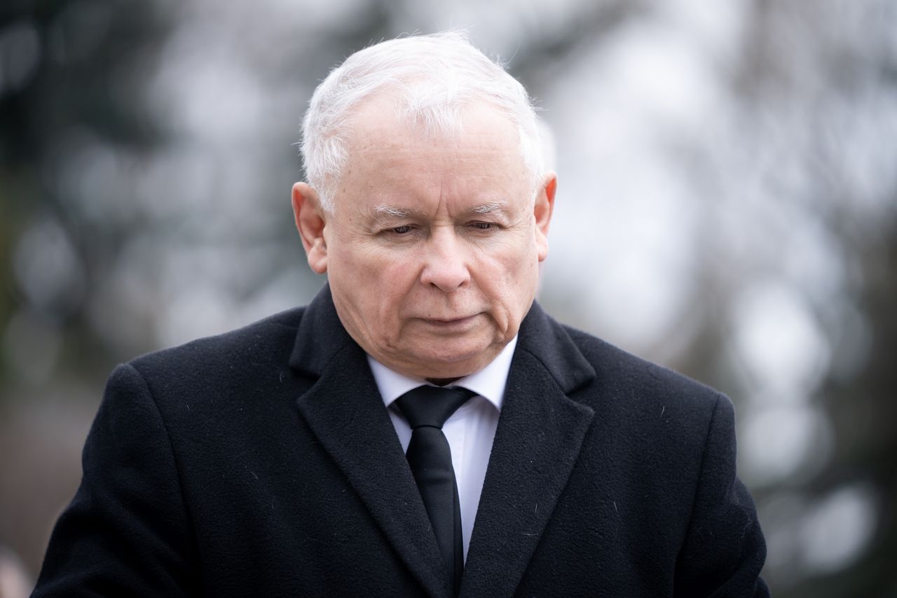 Zaginęły akta paszportowe Jarosława Kaczyńskiego