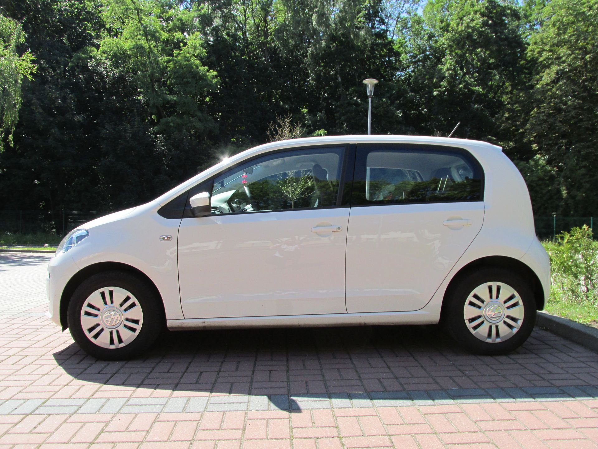 VW up! 1.0 mpi 5d, wersja wyposażenia Move up!