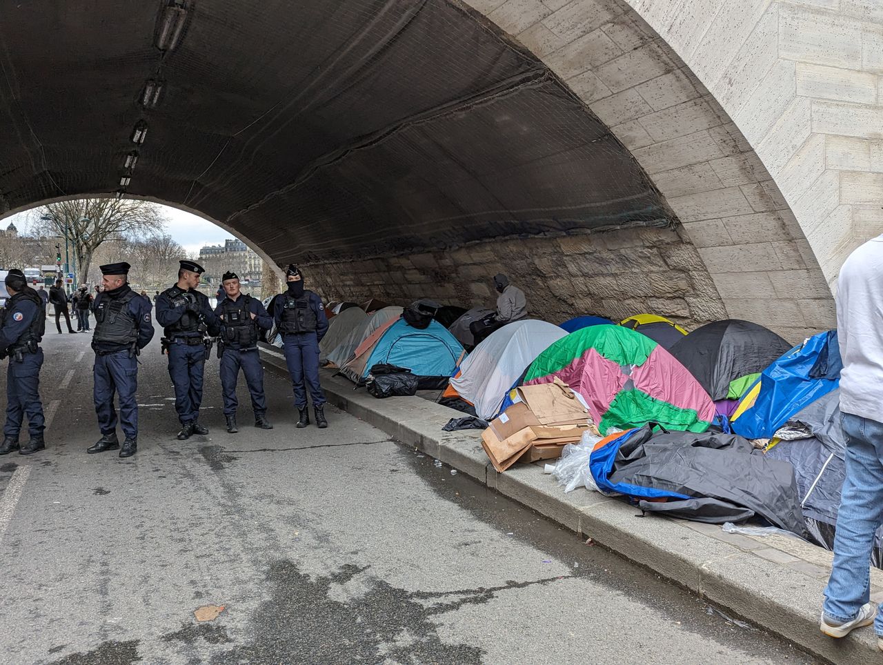 Na igrzyska ukrywa się biedę? Masa eksmisji w Paryżu