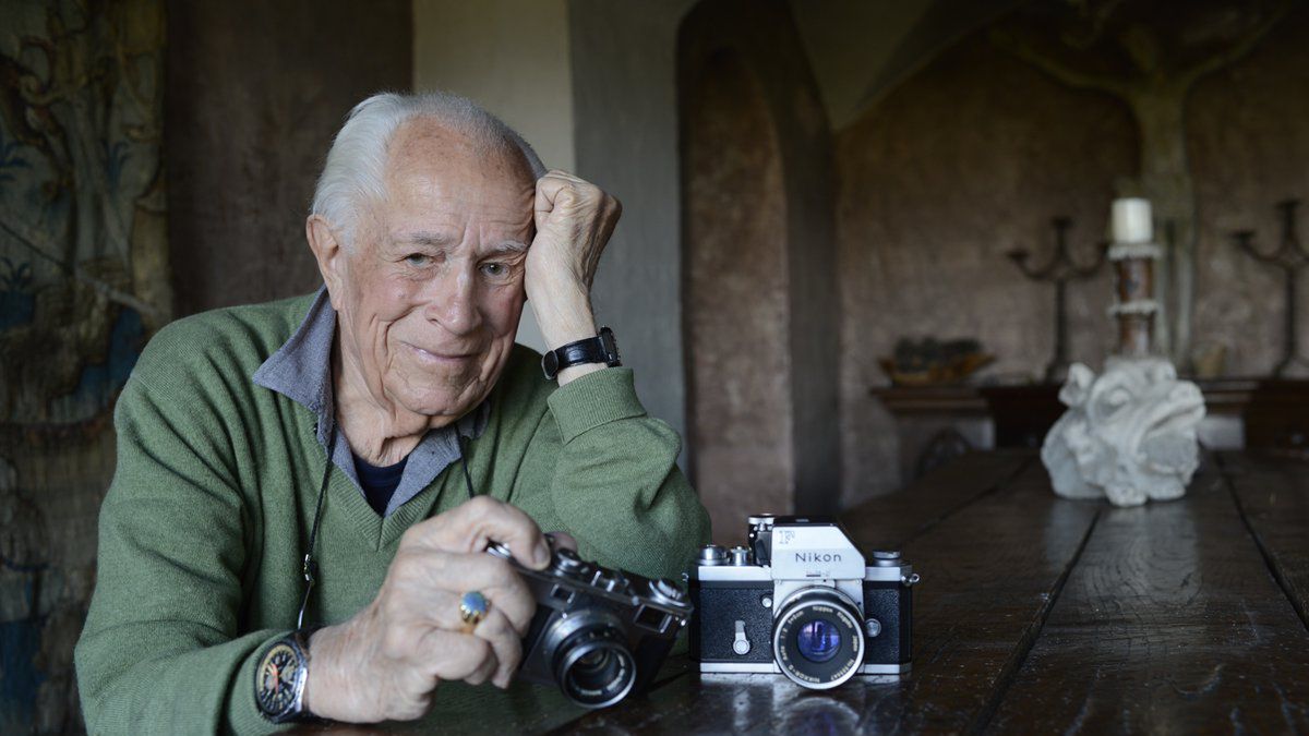 Nie żyje David Douglas Duncan, legendarny fotograf wojenny 1