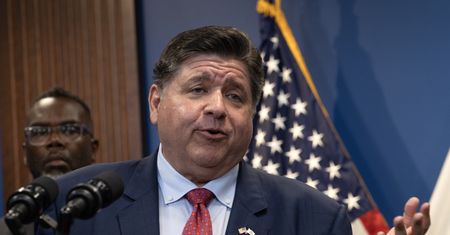 Gubernator Illinois o wysłaniu Gwardii Narodowej: "inwazja Trumpa"