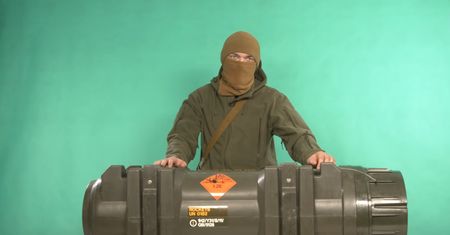 Unboxing wyrzutni NLAW. Ukraińcy pokazują prostą instrukcję na YouTube