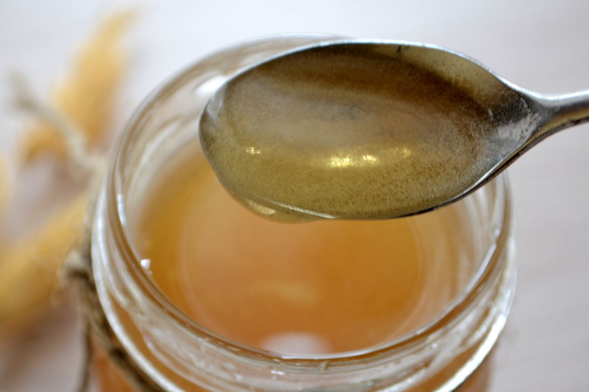 Co się stanie, gdy będziesz jeść miód codziennie? Eksperci nie mają wątpliwości