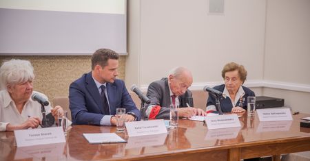 Warszawa. Obchody rocznicy wybuchu Powstania Warszawskiego. Władze apelują do mieszkańców