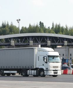 Tragedia na A4. Ciężarówka stanęła w płomieniach